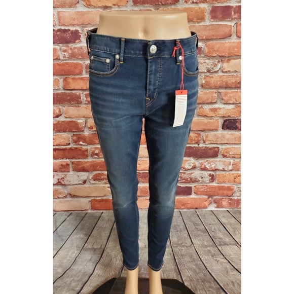 True Religion Jennie Curvy Mid Rise Jeans Sz 32 - Picture 2 of 5